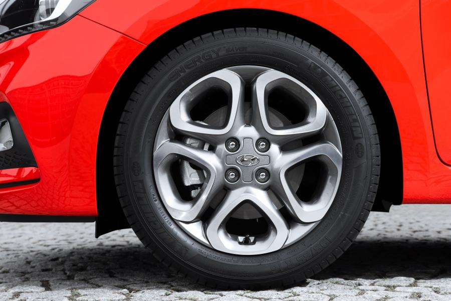 Колеса Hyundai i20 (IB) 2018 года  (WW) (фото 28 из 43)